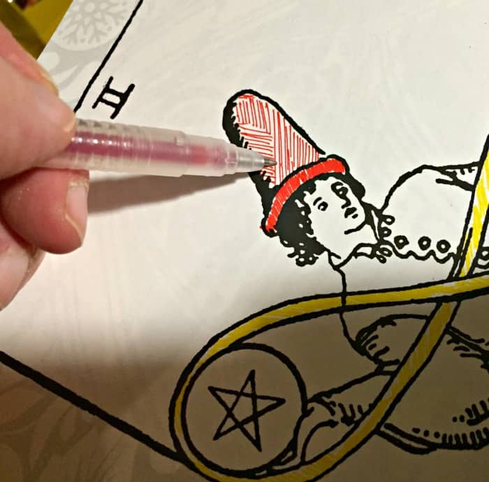 How to Bling The Tarot Coloring Book: Colored Gel Pens - Hatching