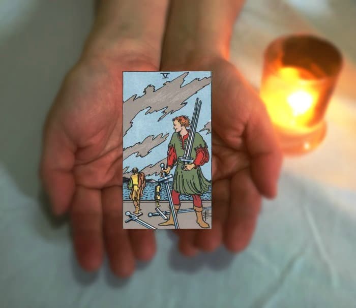 Tarot Advice – Guidance in Every Card: Five of Swords