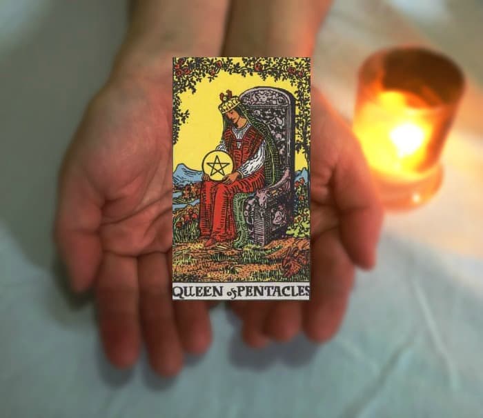 Tarot Advice: Guidance in Every Card: Queen of Pentacles