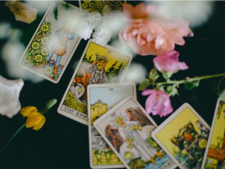 The Hit List – How to Find a New Tarot Reader or Astrologer