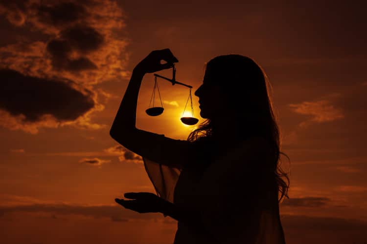New Moon in Libra 2021 - and Tarot Readings for Each Zodiac Sign